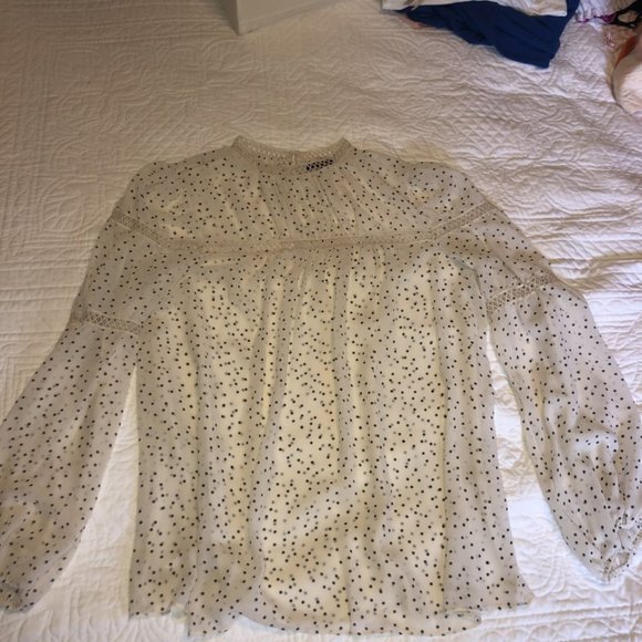 Cream and black blouse -- size LARGE - Picture 1 of 2